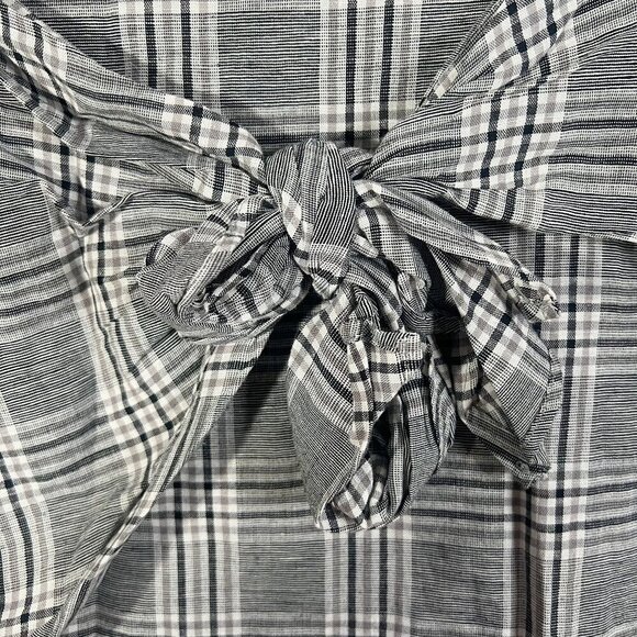 Ole by Koton Black and White Plaid Wrap Skirt Women's Size 8 - Picture 2 of 6